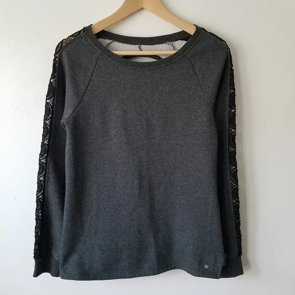 Open to Offers 😊 Fabletics Maura Open Back Sweatshirt Small - Picture 2 of 10